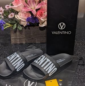 VALENTINO BY MARIO VALENTINO IRENE LEATHER LOGO SLIDE SIZE 7 NO BOX